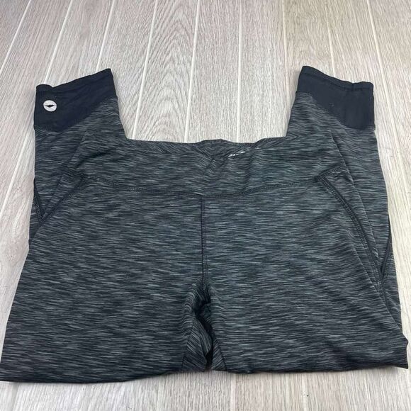 Avia Workout Pedalpusher Capri Activewear Leggings Size Medium - Picture 2 of 7